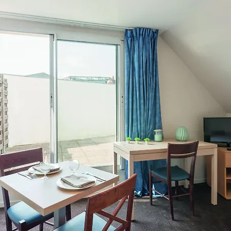 Appart'city Classic Viarme 2*