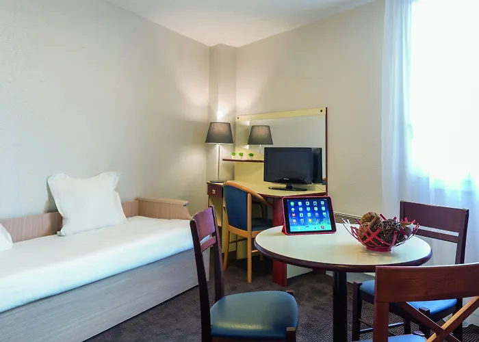 Appart'city Classic Viarme 2* Nantes