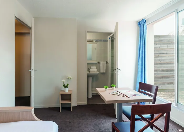 Aparthotel Appart'city Classic Viarme Nantes