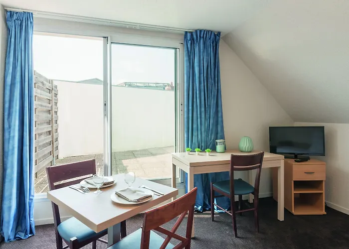 Appart'city Classic Viarme 2*